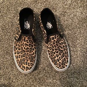 LEOPARD VANS